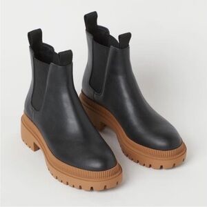 H&M Chelsea Boots